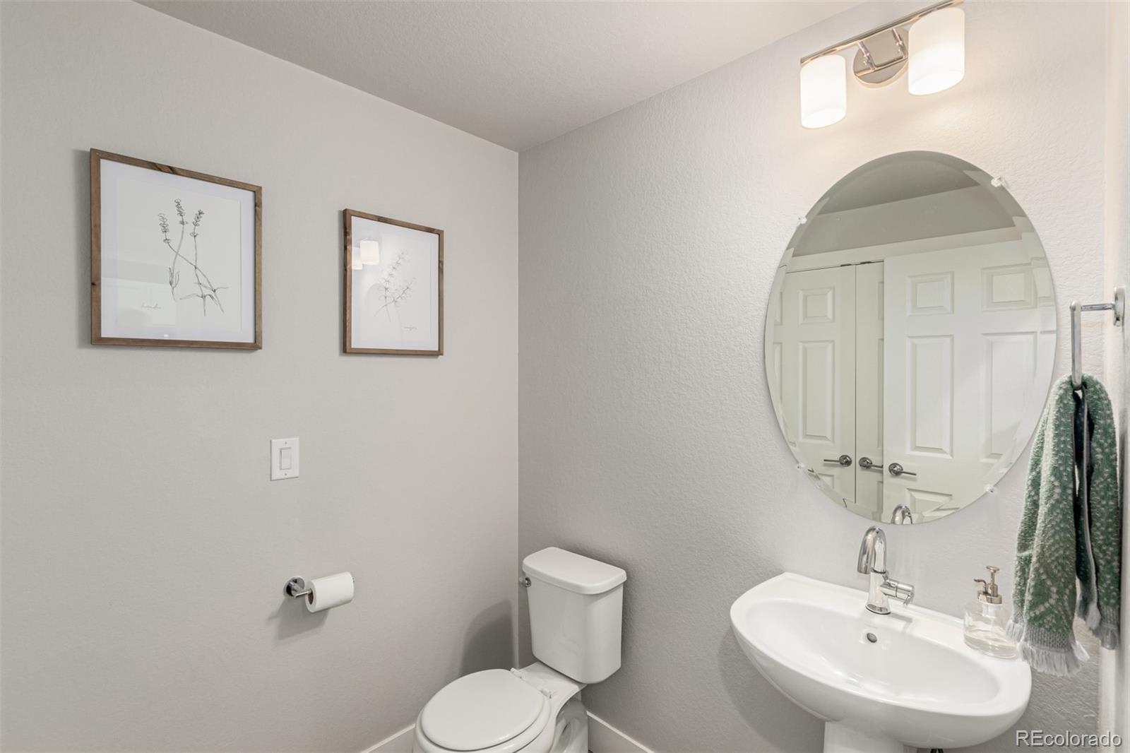 16252 E 47th Place, Denver, CO 80239 photo 6