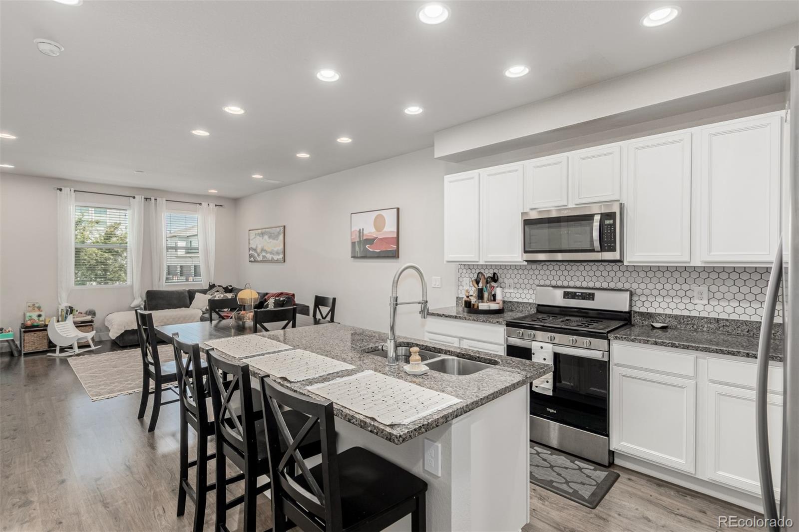 16252 E 47th Place, Denver, CO 80239 photo 4