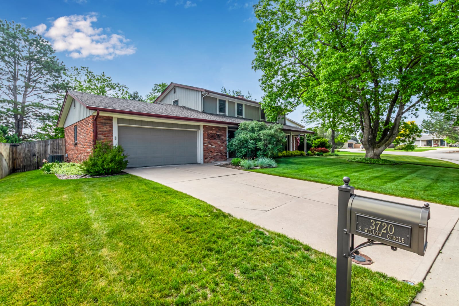 3720 S Willow Cir, Denver, CO 80237 photo 2