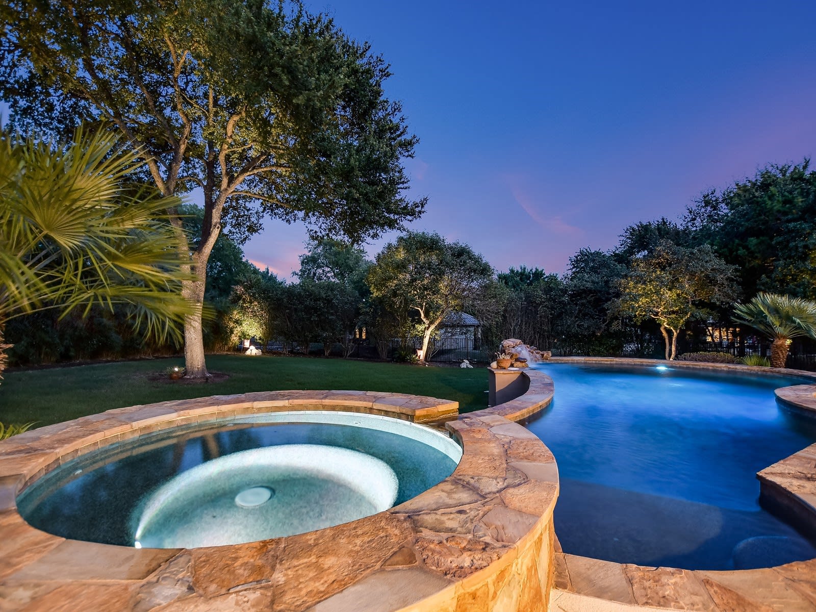 OPEN HOUSES 