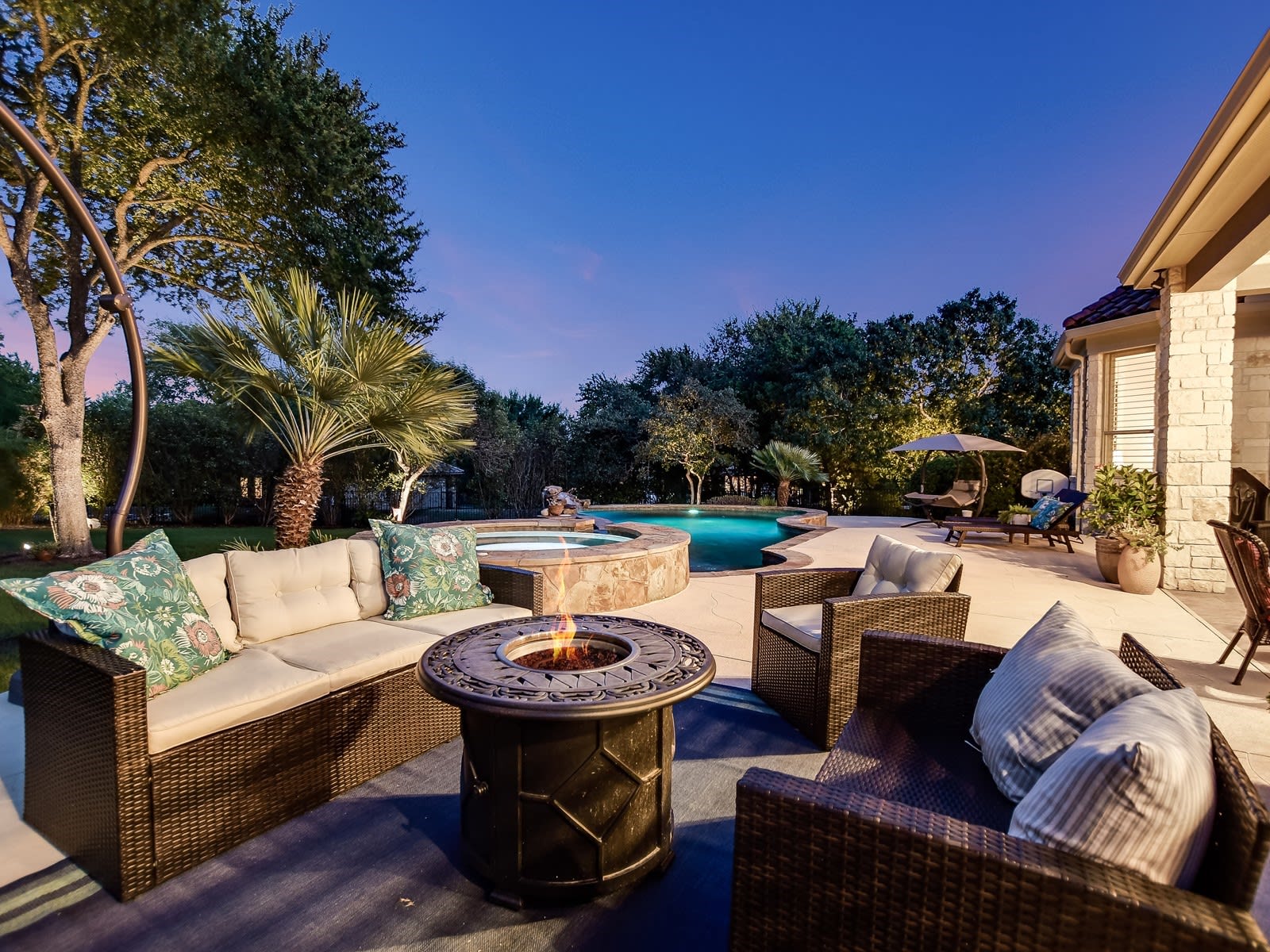 Luxury Market Report