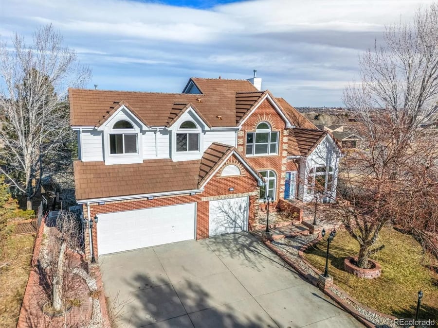 Professional listing photography by DAELUXE RE of a Denver-area home marketed by the team — portfolio image 6