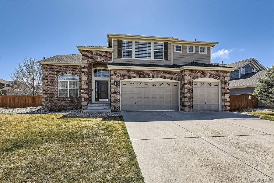 Professional listing photography by DAELUXE RE of a Denver-area home marketed by the team — portfolio image 15