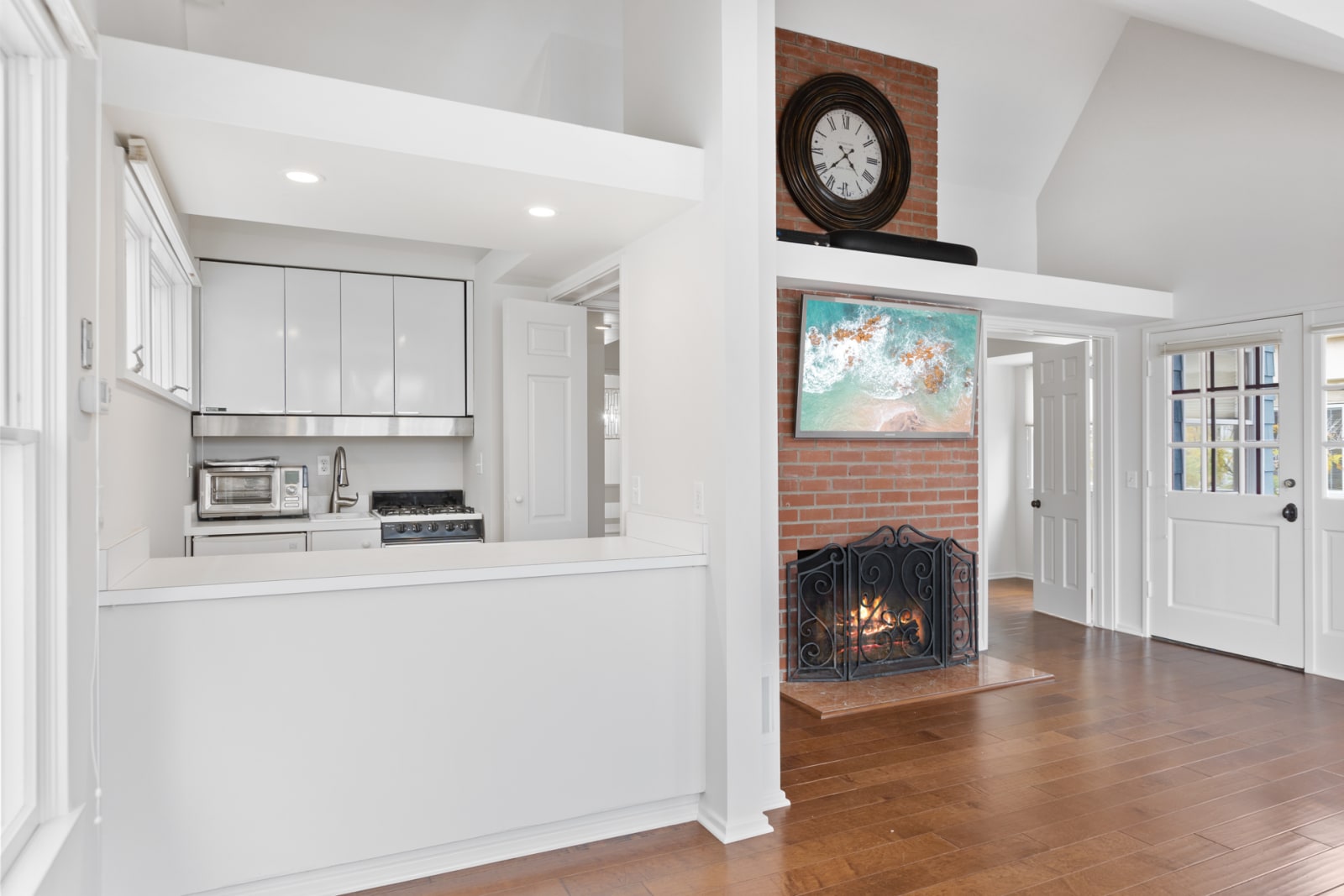 335 E. Bayfront