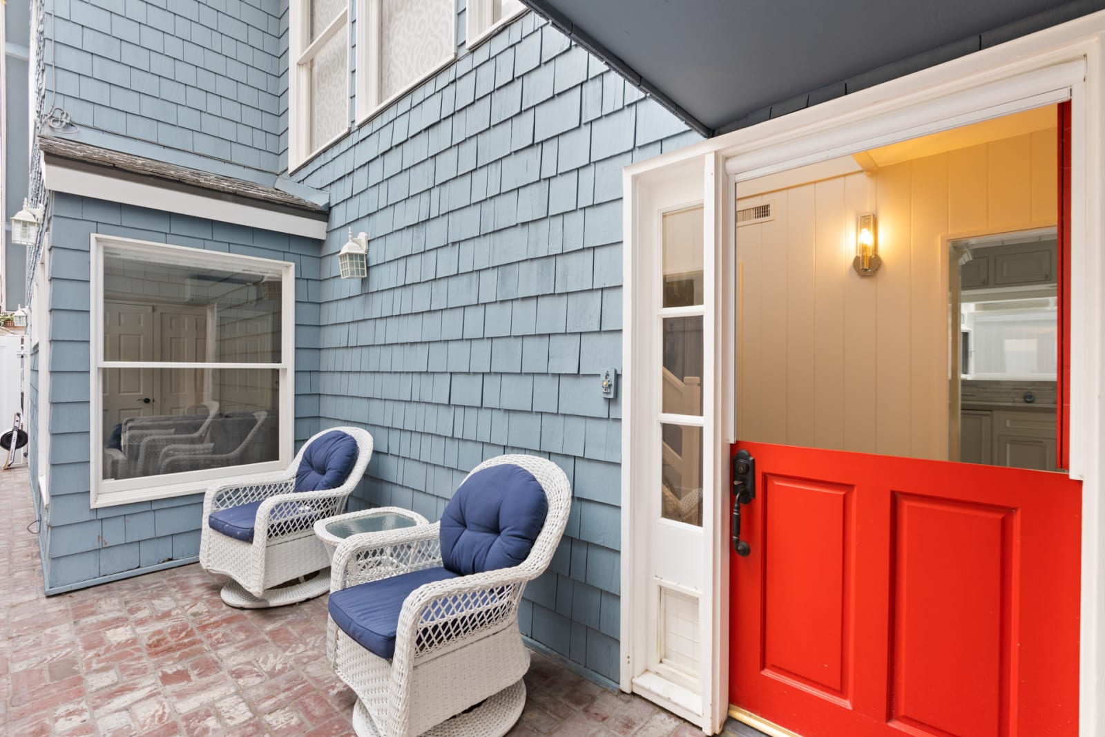 335 E. Bayfront
