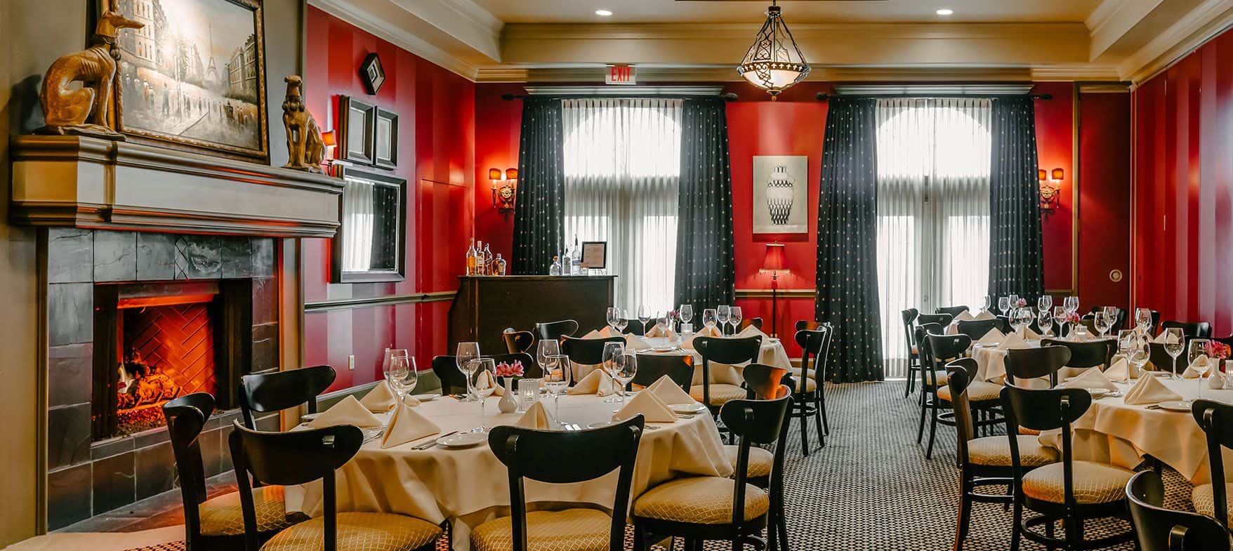 Dining Out in Style – The Best Restaurants for Retirees in Bryan-College Station