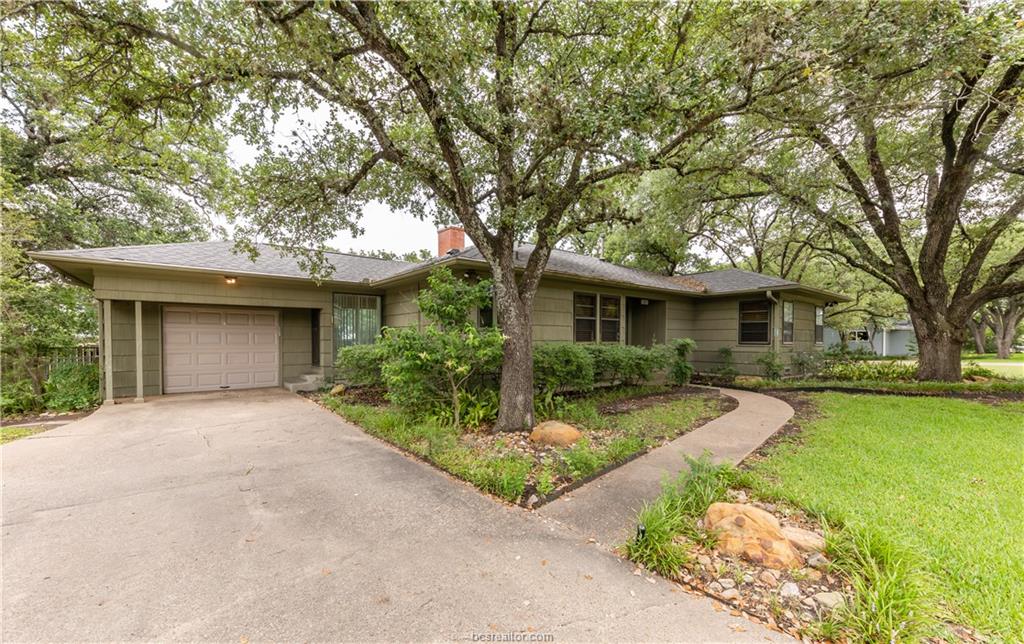 The Charm of Oakwood in Bryan – A Historic Neighborhood with Modern Appeal
