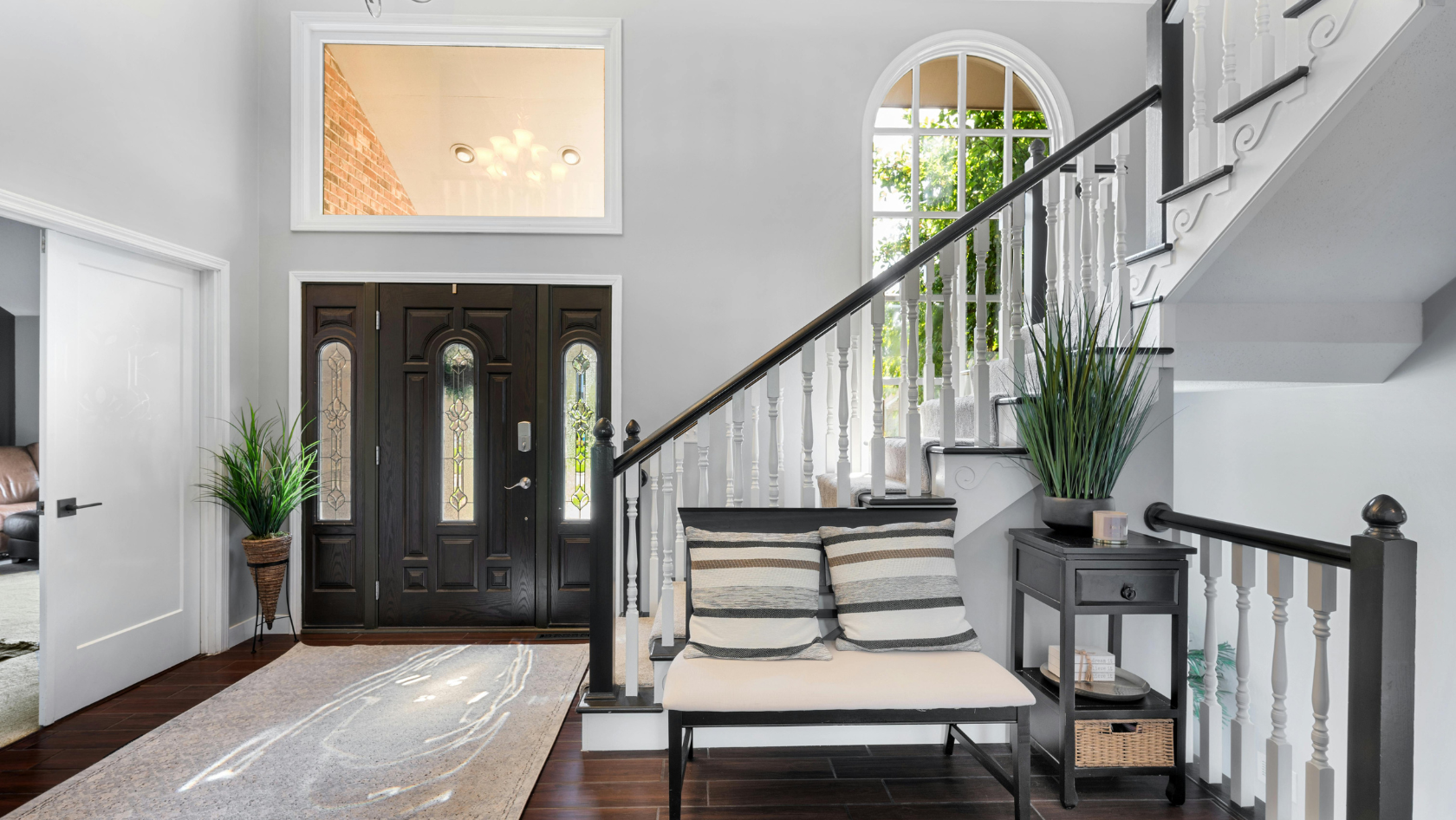 Downsizing in 2025? A Step-by-Step Guide to Selling for Top Dollar