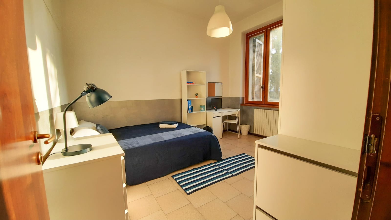 Stanza 10.1 — Singola con letto grande