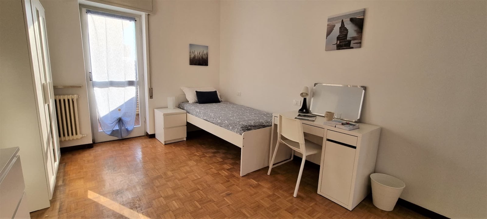 Stanza 15.4 — Singola con balcone comune