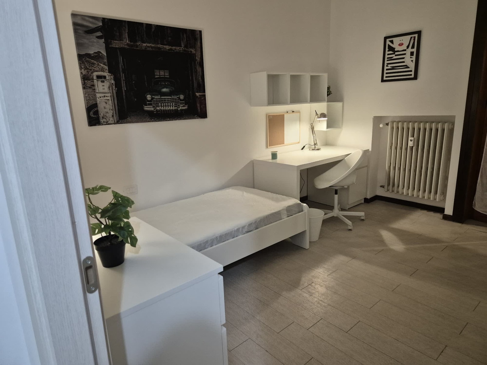 Stanza 22.3 — Singola con balcone