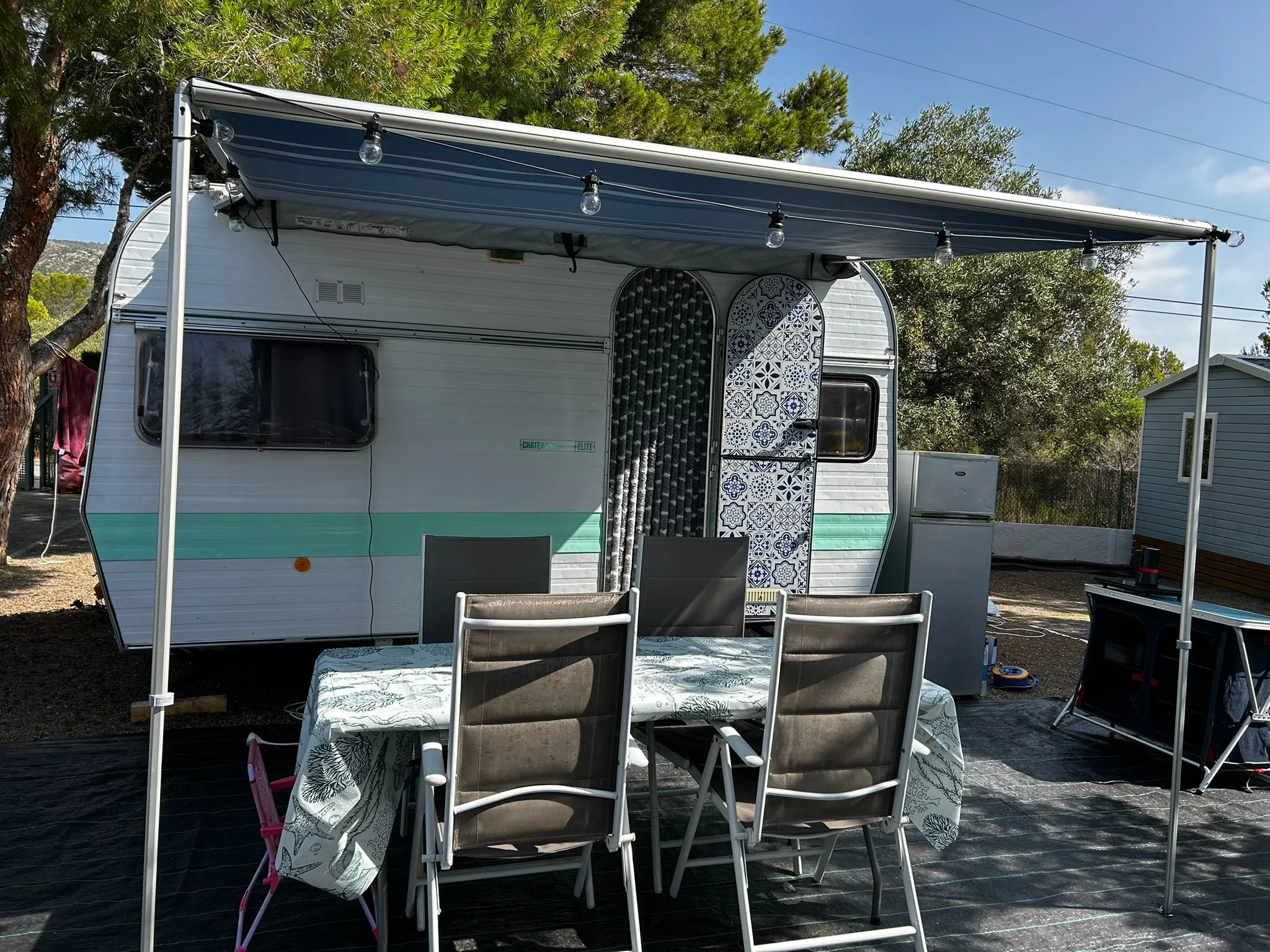 Alquiler de Caravana Vintage 3/4 plazas en Campings Tarragona "ALOHA"