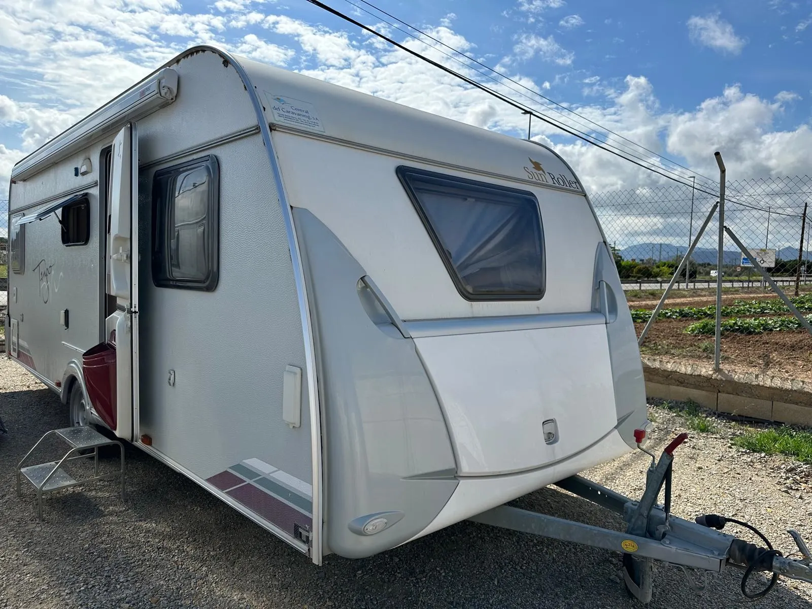 SR Tango-Alquiler de Caravanas 6 plazas Campings Tarragona