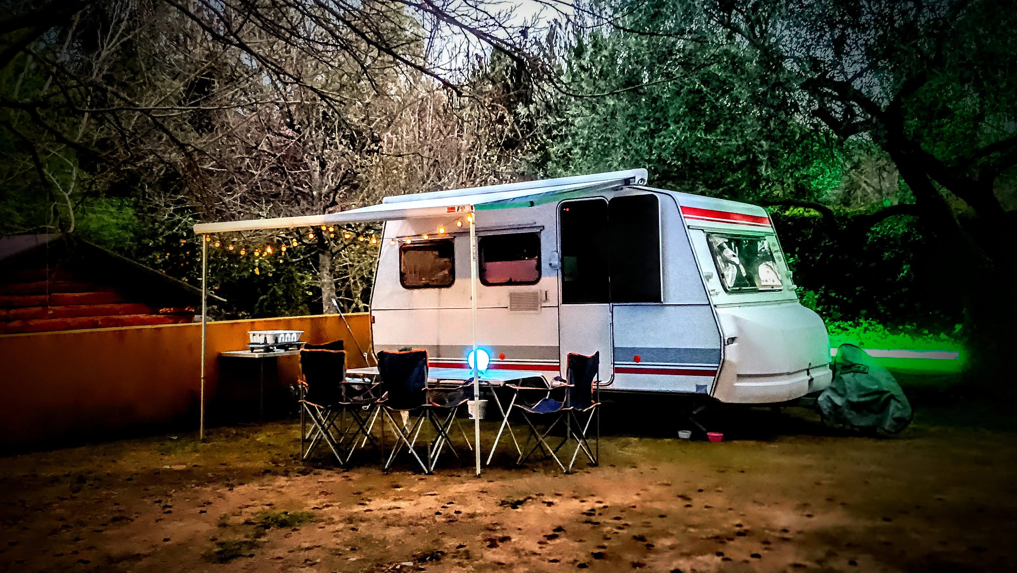 Alquilar Caravanas en Campings de Málaga | La Lovely Caravan