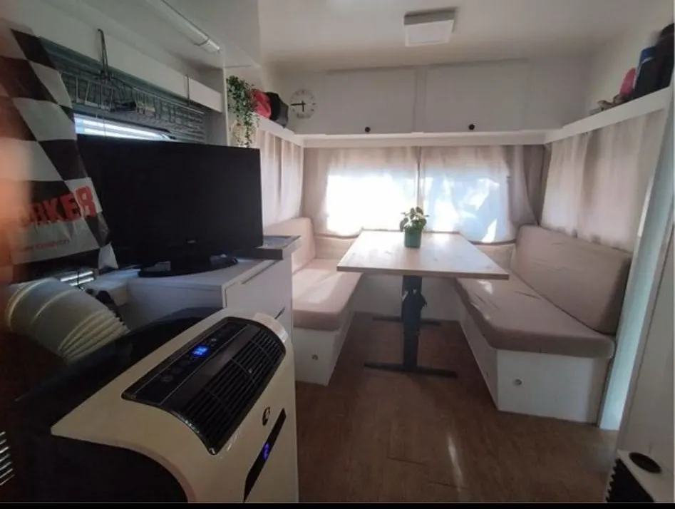 Alquiler de Caravana Vintage 4 plazas en Campings Tarragona