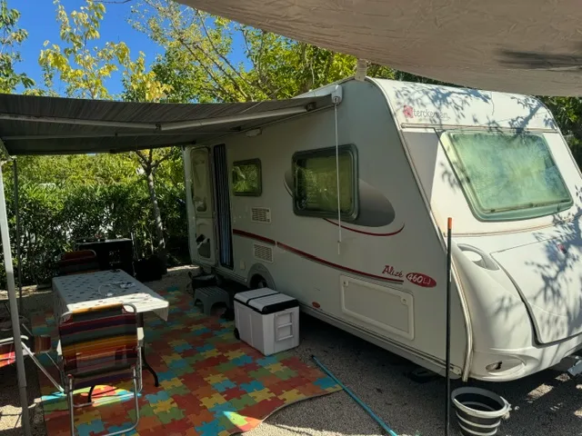 Alquiler Caravana fija de 4 plazas en Camping La Marina, Alicante