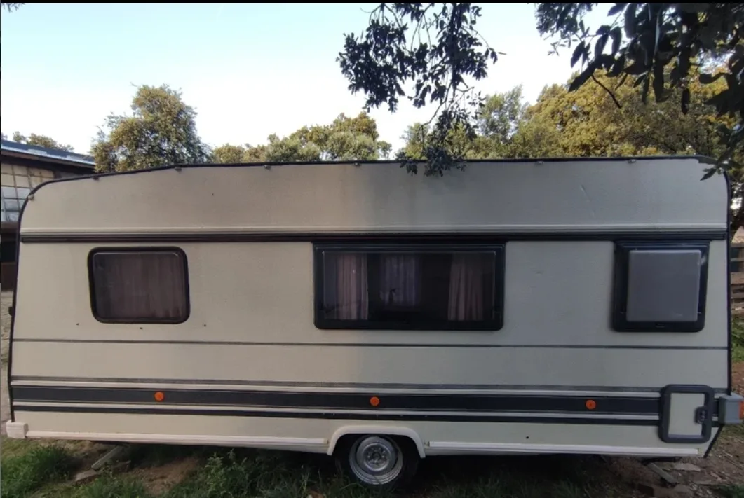 Se alquila Caravana para 4 personas en campings de Madrid