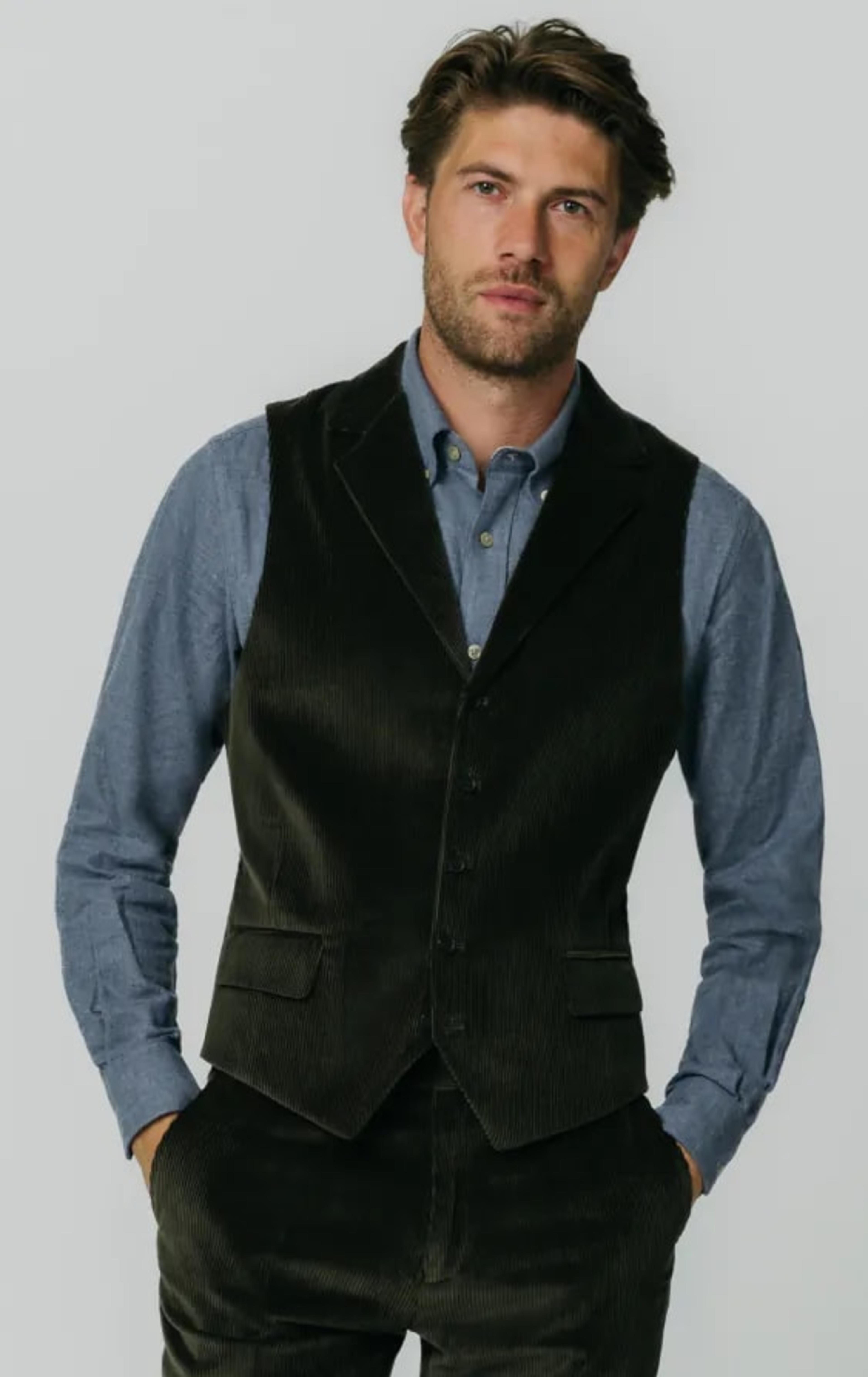Dobell Green Corduroy Waistcoat with Notch Lapel thumbnail 6