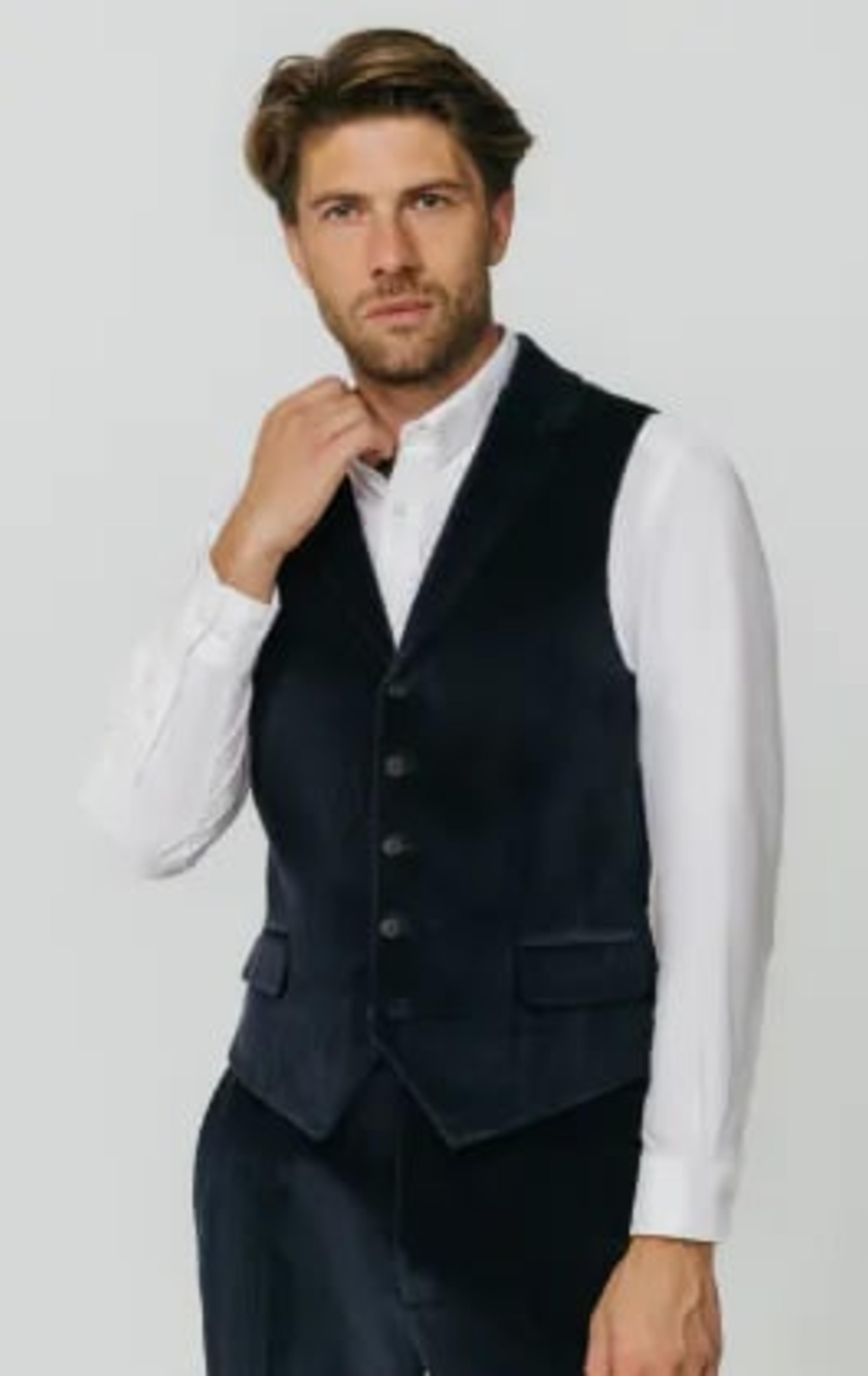 Dobell Navy Corduroy Waistcoat with Notch Lapel thumbnail 2