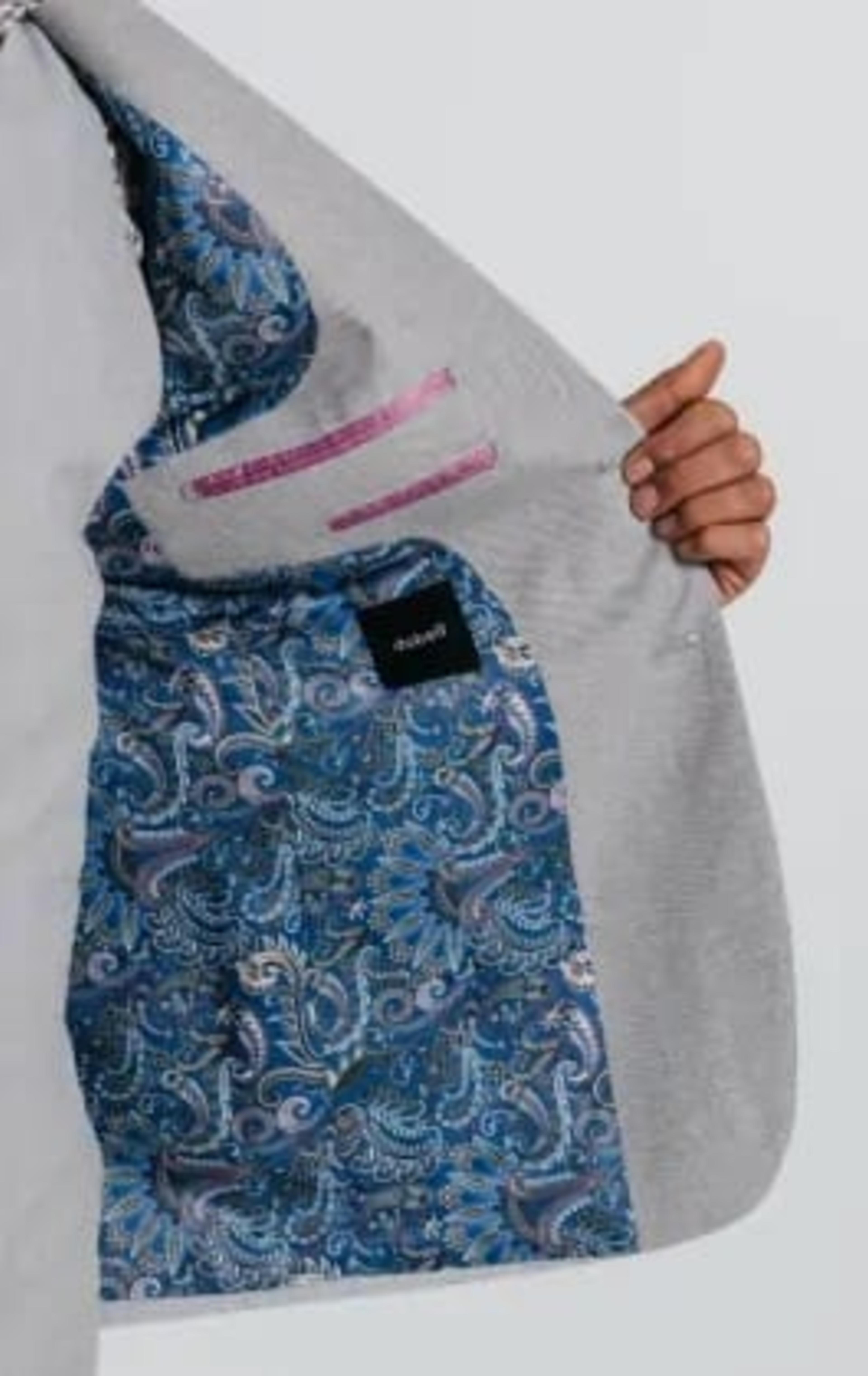 Light Grey Linen 3 Piece Suit thumbnail 6