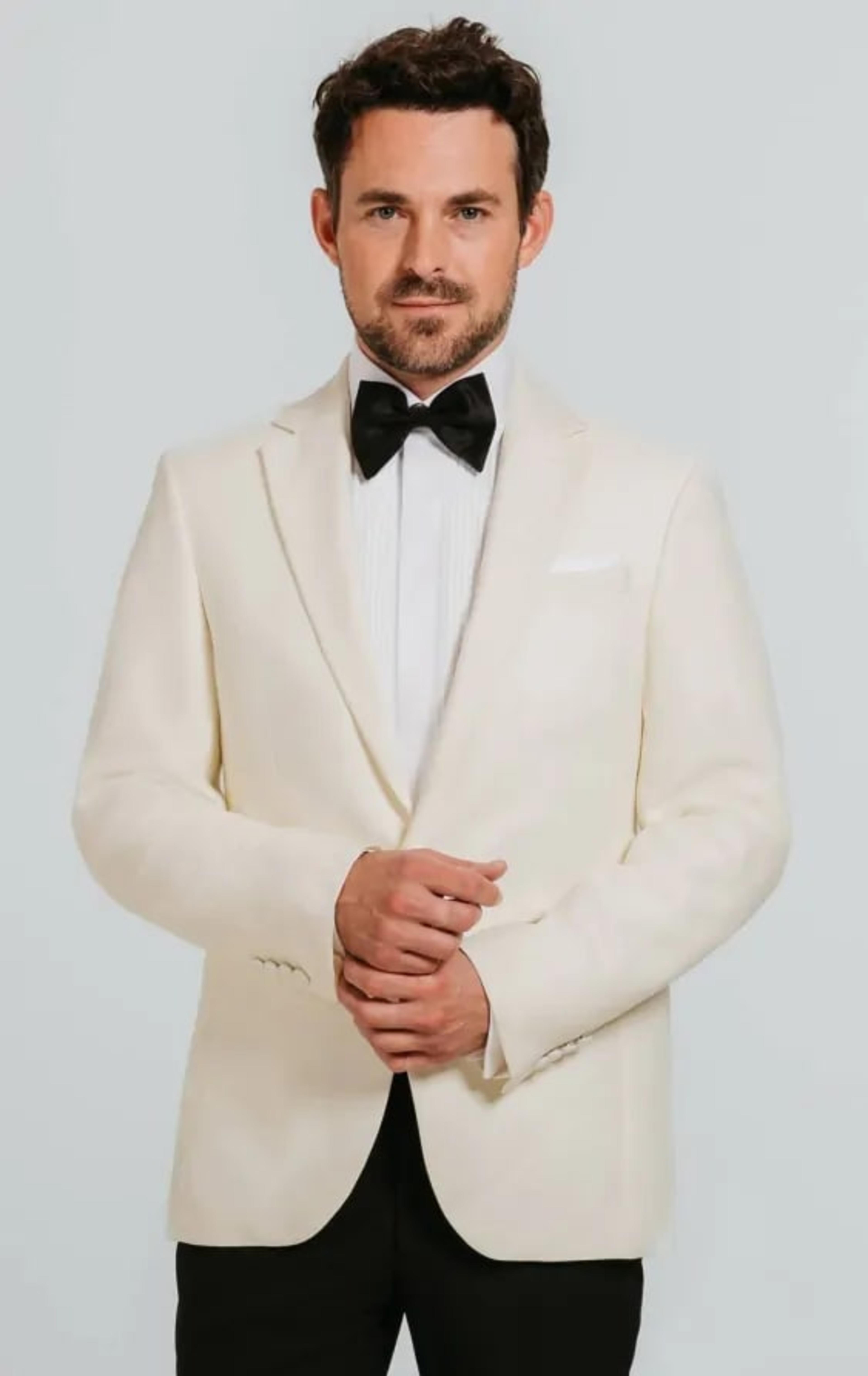 White Notch Lapel Tuxedo thumbnail 2