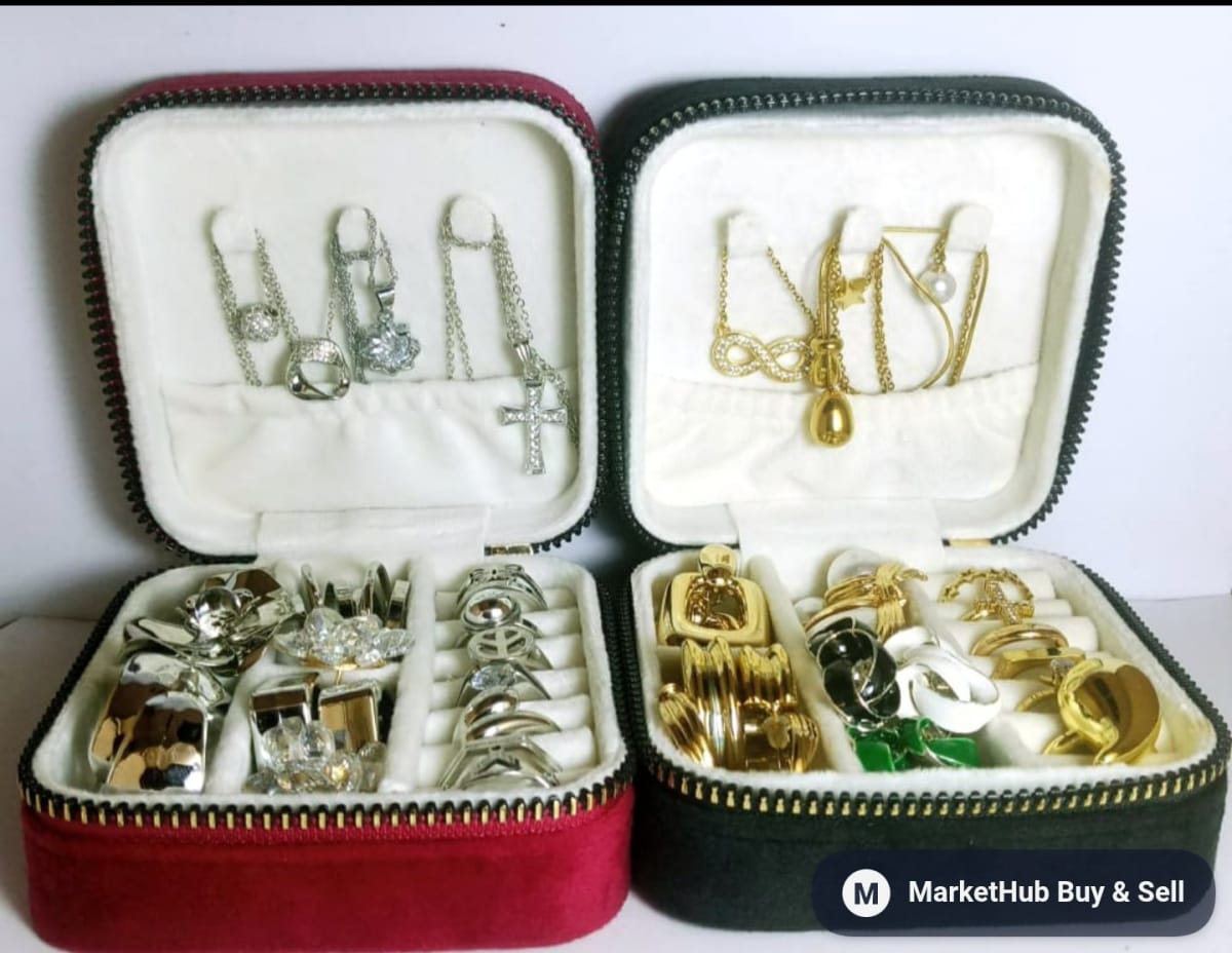 Travel Jewelry Boxes