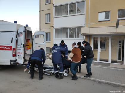 Спасение челябинца: как спасатели помогли в экстренной ситуации