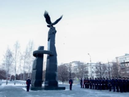 День Героев: Чествование выдающихся личностей России