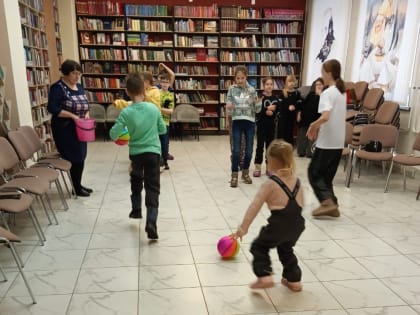 В Копейске продолжаются культурно-массовые праздничные мероприятия
