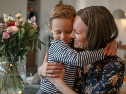 Сердечные поздравления матерям в их праздник