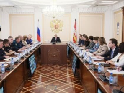 Губернатор Челябинской области Алексей Текслер провел заседание совета регионального отделения Движения Первых