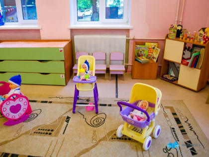 Многодетные семьи Челябинской области получат деньги на школьников