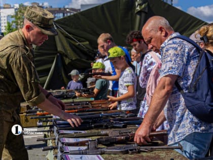 Выставку трофейной техники НАТО за день посетили 12 тысяч южноуральцев