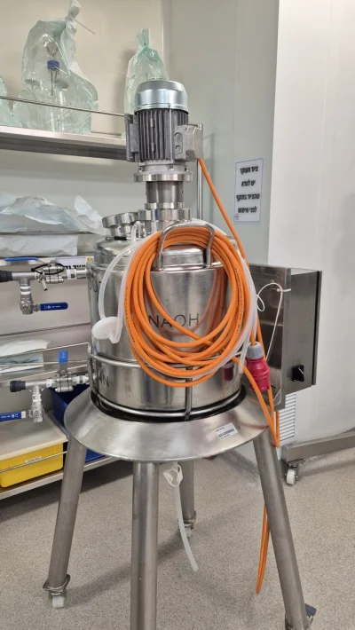 מיכל נייד 50L NaOH