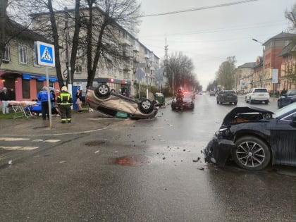 В ДТП на улице Дементьева в Твери пострадала беременная женщина