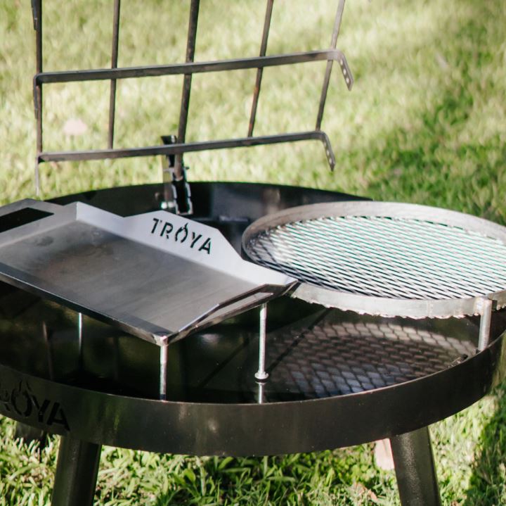 Fogonero Circular Ares 97 cm con Patas