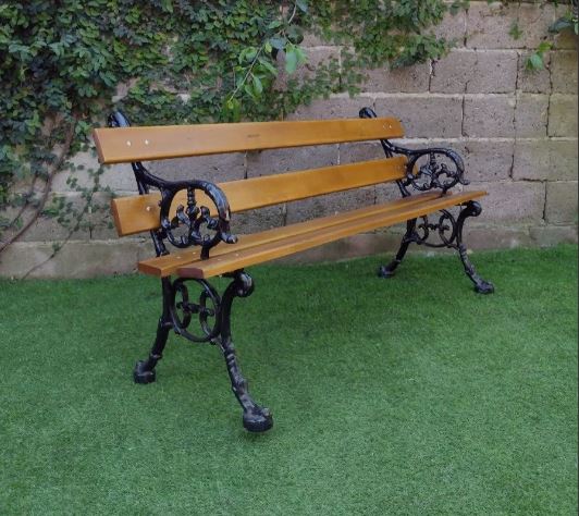 Banco De Jardín Con Patas Fundición Tipo Colonial.