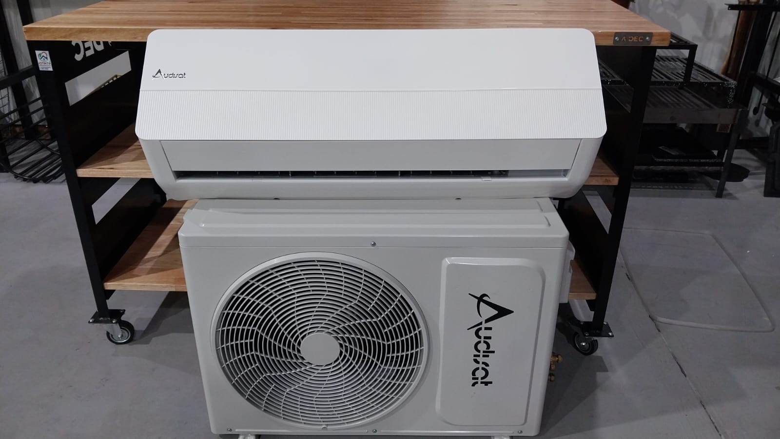 Aire Acondicionado Split 6.000 Frig. INVERTER AUDISAT.