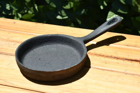 Provoletera 15 cm Mango Fundición 