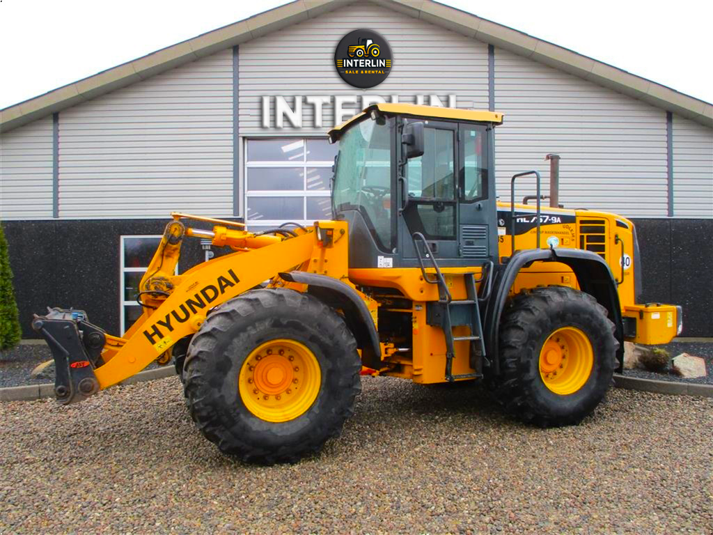 Hyundai HL757-9A
