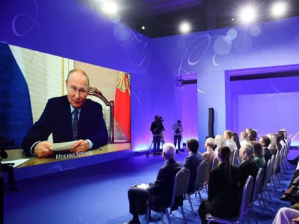 Встреча Путина с финалистами образовательных конкурсов