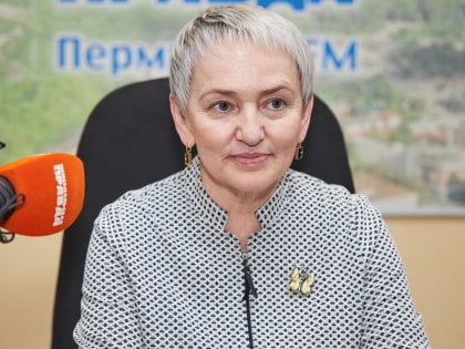 Министр здравоохранения Пермского края Анастасия Крутень поздравляет с Днём медицинского работника