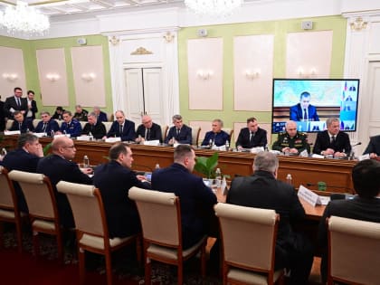 Губернатор Прикамья побывал заседании по организации военной службы и поддержки бойцов СВО с Дмитрием Медведевым