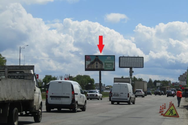 Київ - Кільцева дорога (на роздільнику, (АТБ-маркет, АСЗ "Socar", АЗС" UPG"), в напрямку просп.Академіка Глушкова