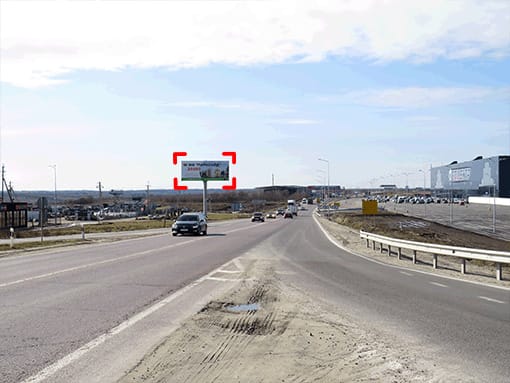 Львів - Західний обхід м.Львова, км 15+50 м (біля ТЦ "Кінг Кросс"