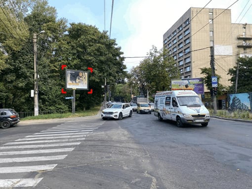 Львів - вул. Зелена – Липова Алея, розмір 2,3 х 3,2 м беклайт