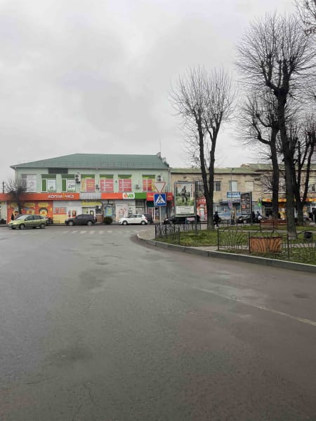 Рожище - Центр міста. Перехрестя вулиці Мостової і вулиці Незалежності