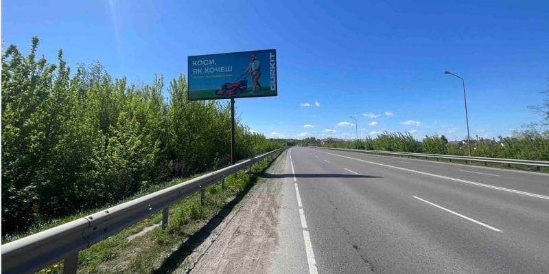 с.Рованці - вул.Глушець, напрям з м.Луцьк до с.Рованці, біля СТО