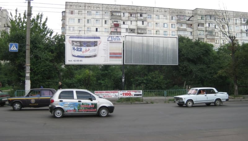 Житомир - вул.Вітрука 10 (м-т "Фуршет", м-т "Олді") 