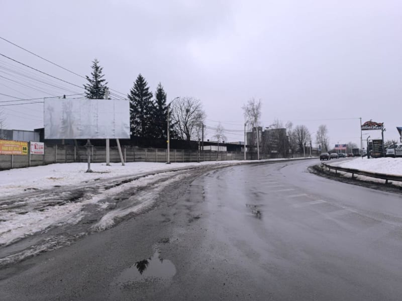 м.Рівне - вул.Кн.Володимира, поворот на "Рівнехолод"